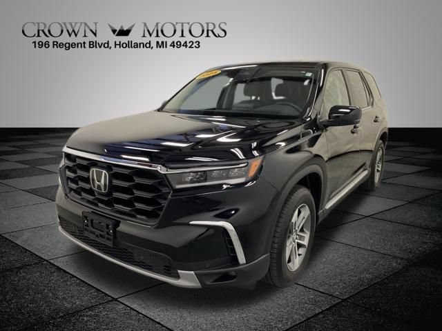 Certified 2025 Honda Pilot EX-L image 3
