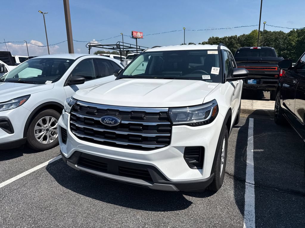Used 2026 Ford Explorer Active RWD image 5
