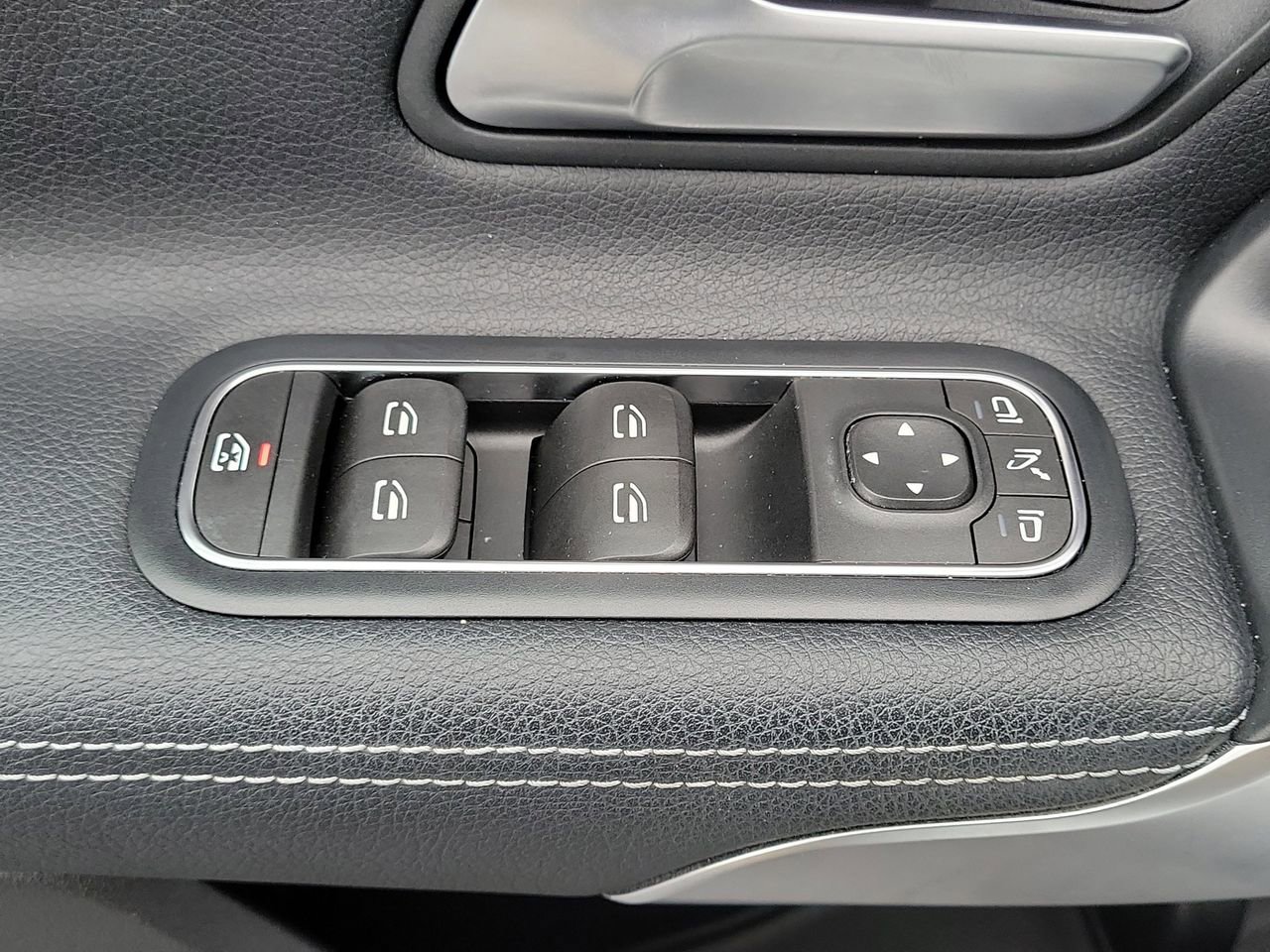 Certified 2022 Mercedes-Benz CLA 250 image 22