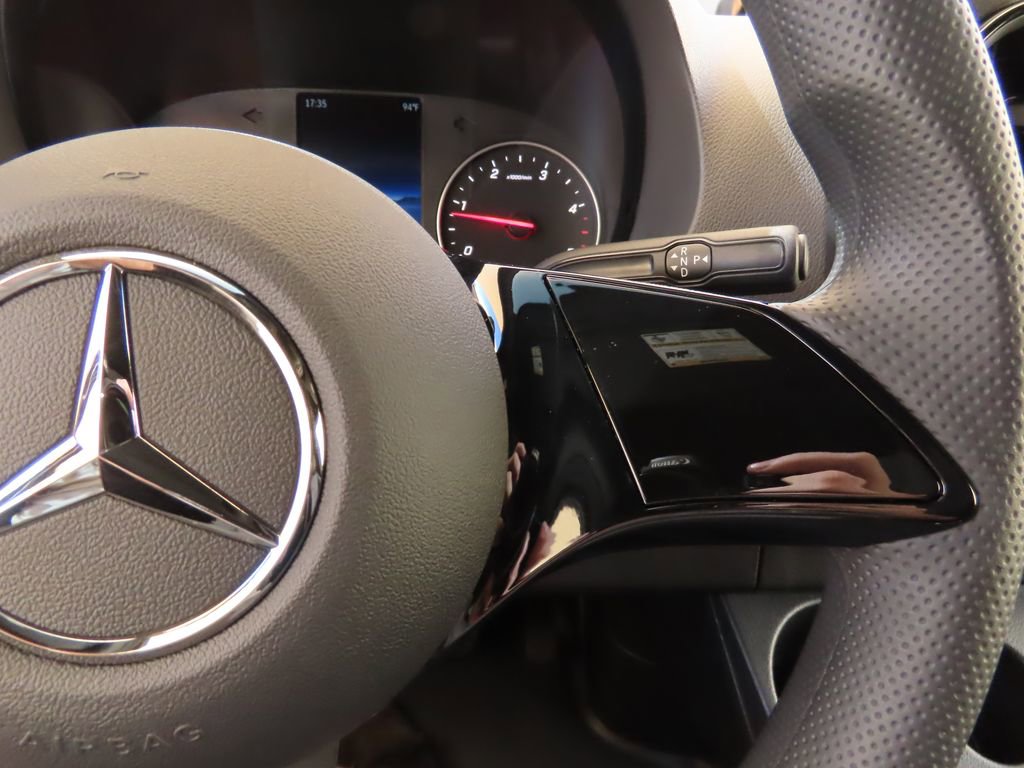 Used 2025 Mercedes-Benz Sprinter 2500 image 12