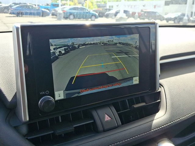 Certified 2025 Toyota RAV4 XLE AWD/4WD image 17