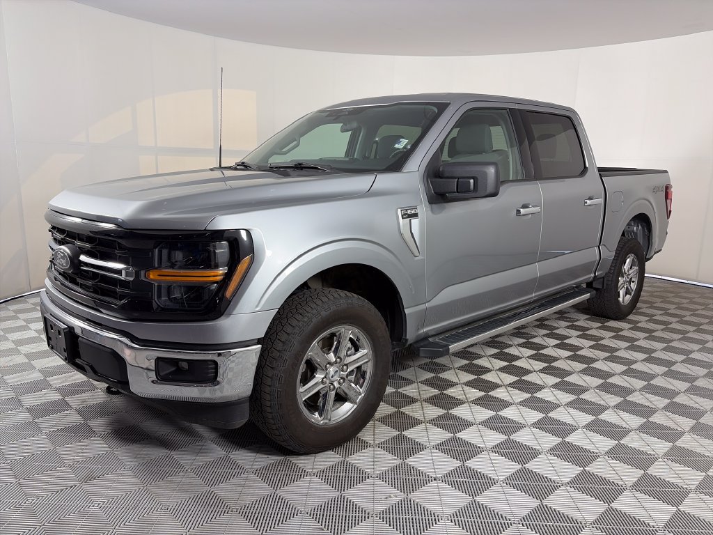 Used 2025 Ford F150 XLT w/ Equipment Group 301A Standard AWD/4WD image 3