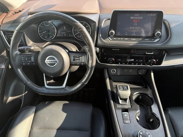 Used 2021 Nissan Rogue SV AWD/4WD image 3