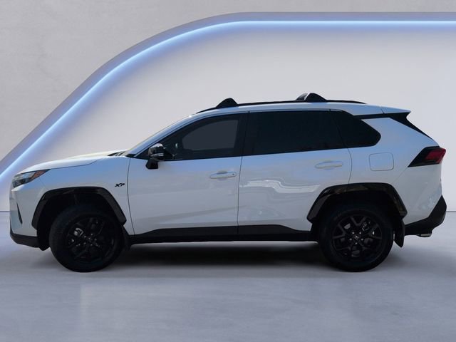 Used 2025 Toyota RAV4 XLE w/ Convenience Package image 10