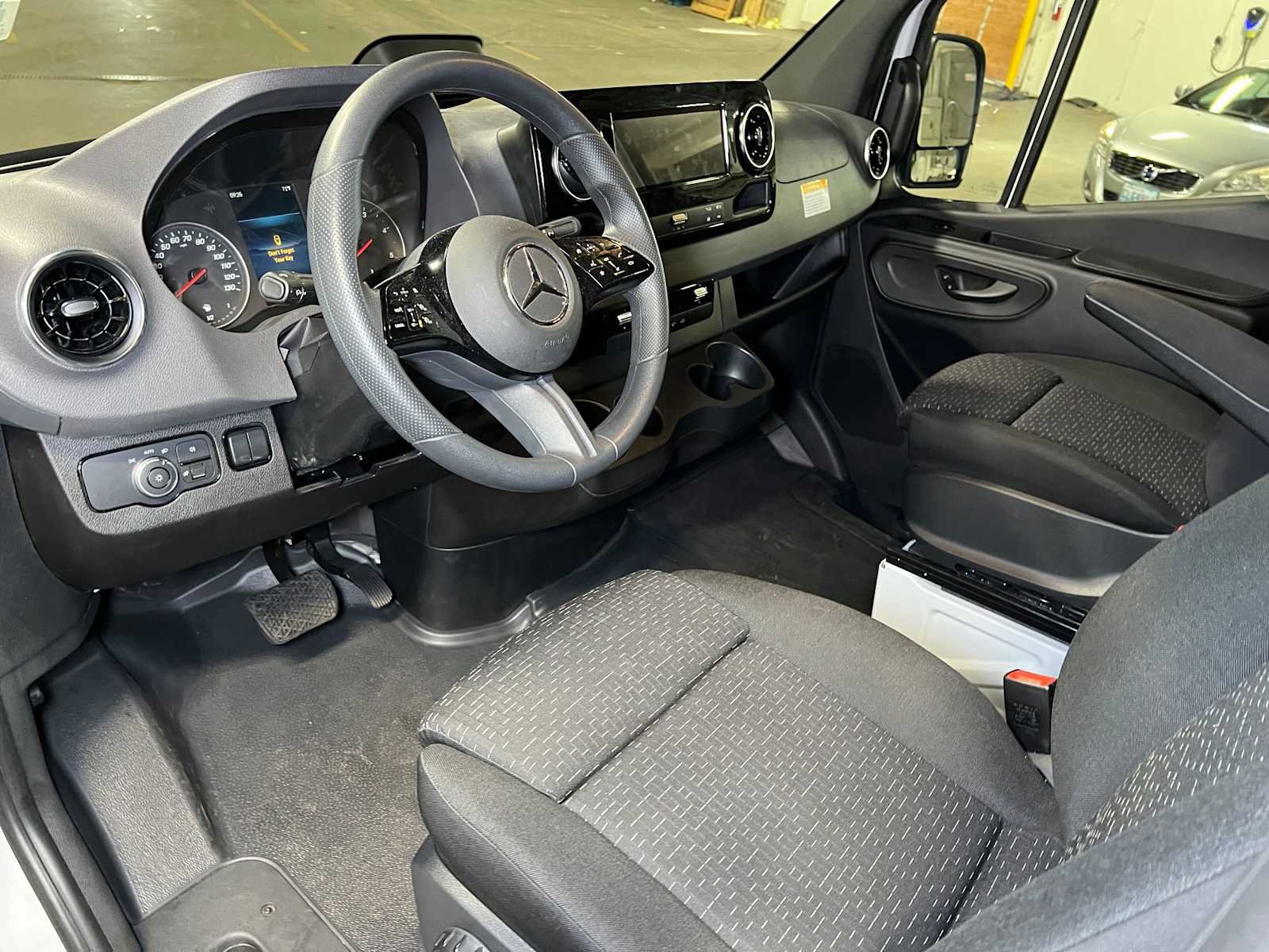 Used 2026 Mercedes-Benz Sprinter 2500 image 25