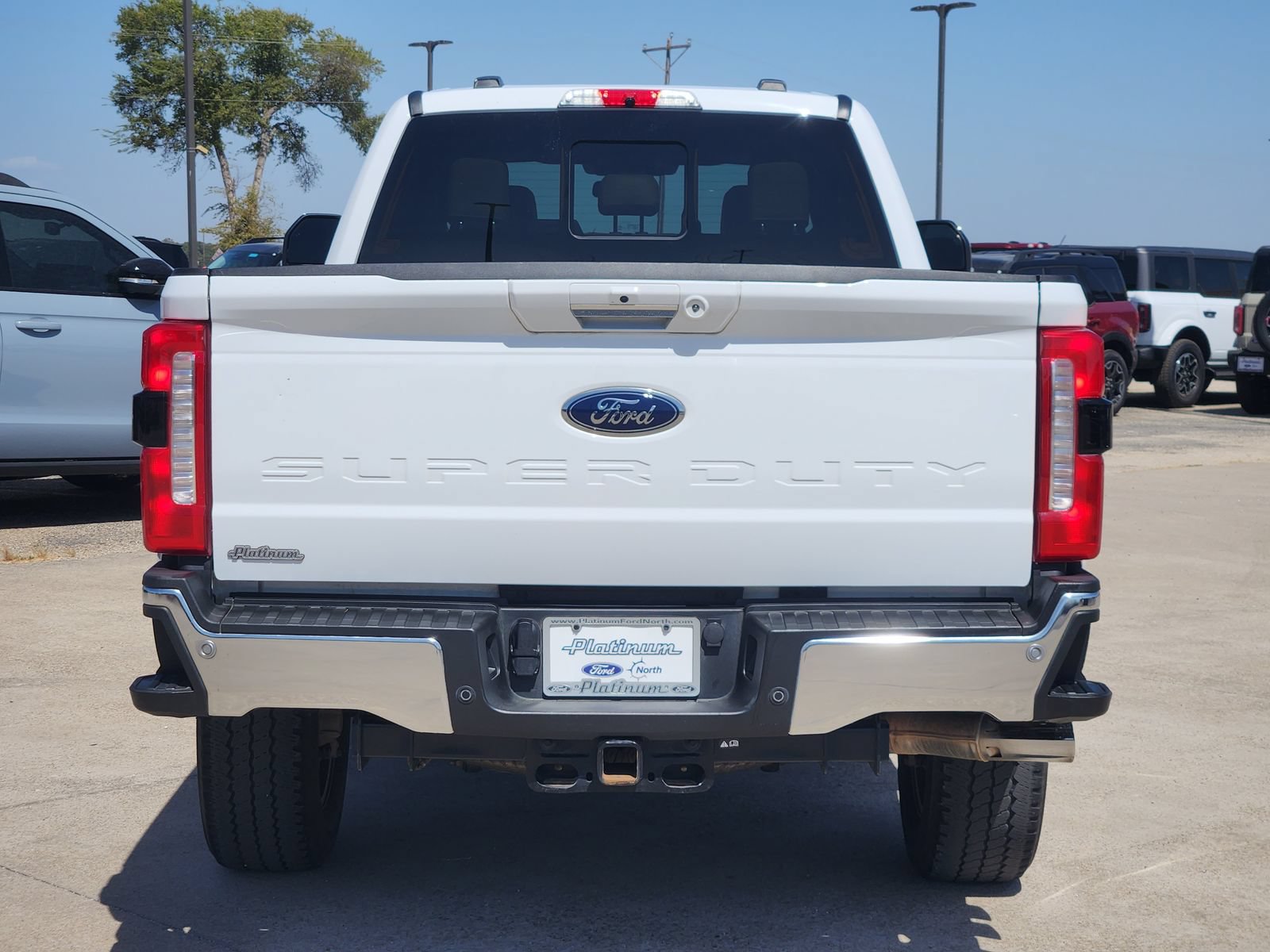 Used 2024 Ford F350 Lariat w/ Lariat Ultimate Package AWD/4WD image 8