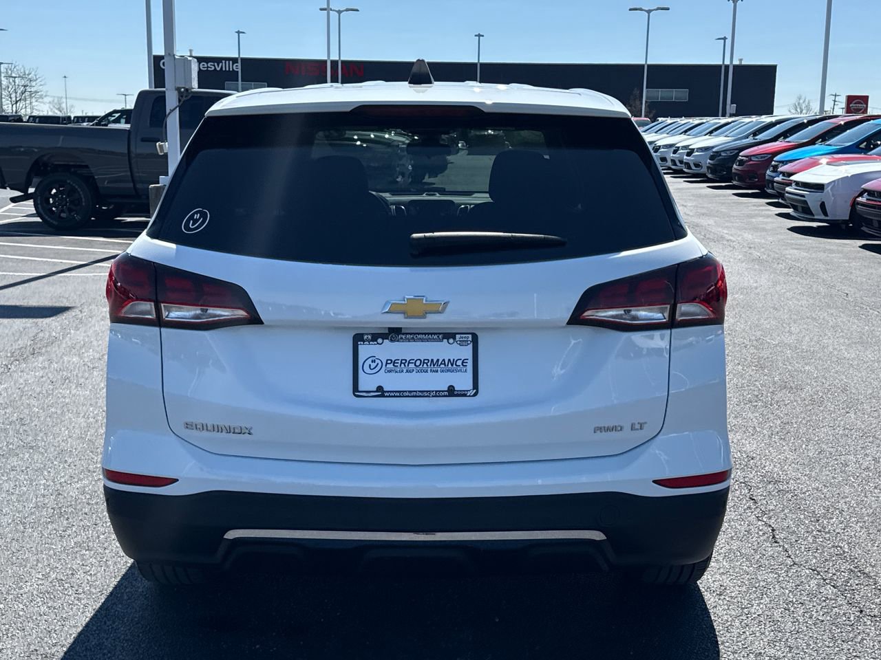 Used 2024 Chevrolet Equinox LT w/ LPO, Floor Liner Package image 4