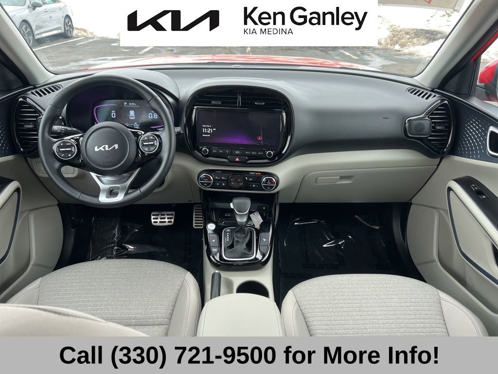 Certified 2025 Kia Soul EX image 45