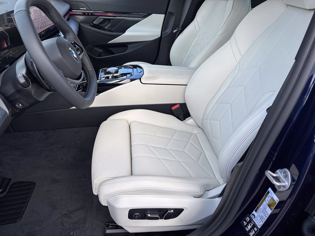 New 2027 BMW 530i xDrive w/ Premium Package AWD/4WD image 14