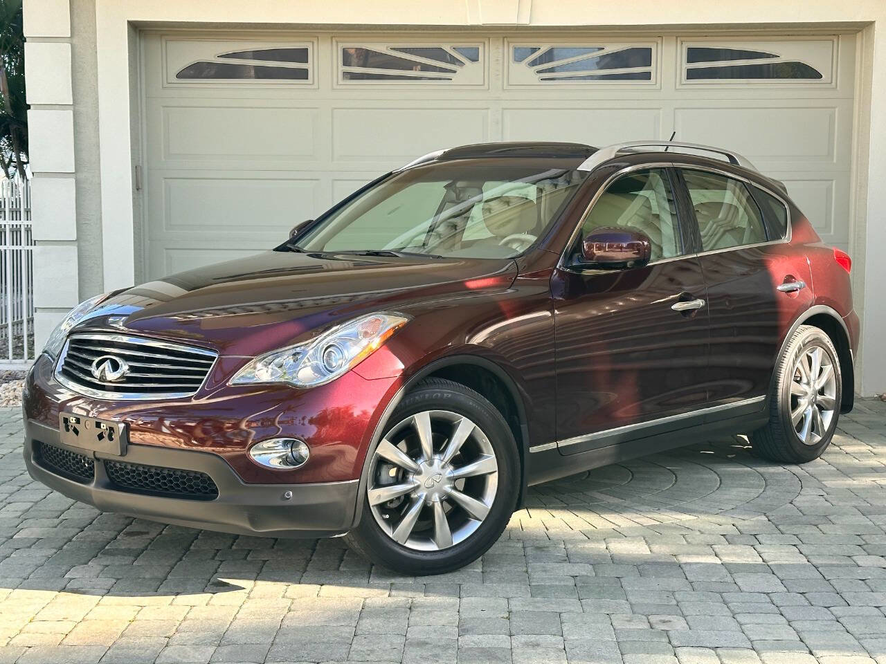 Used 2011 INFINITI EX35 Journey w/ Premium Pkg AWD/4WD image 1
