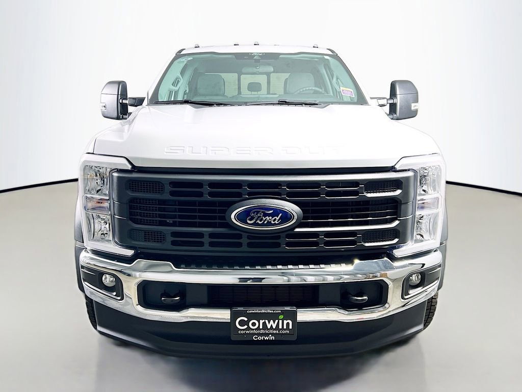 New 2026 Ford F450 XL w/ XL Chrome Package image 4