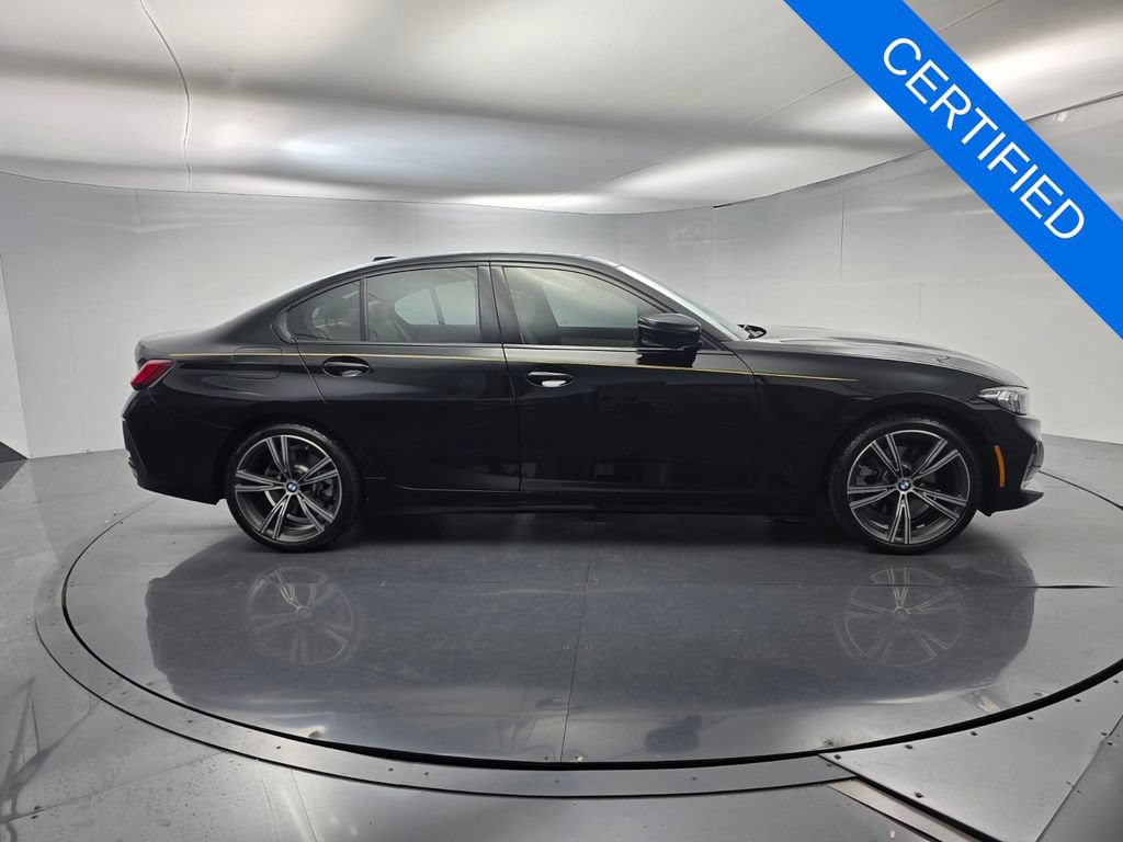 Used 2023 BMW 330i Sedan w/ Driving Assistance Package RWD image 3