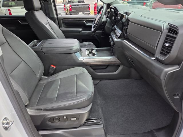 Certified 2024 Chevrolet Silverado 3500 LTZ w/ LTZ Plus Package image 15