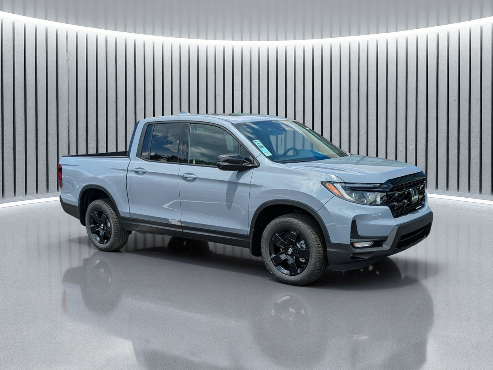 New 2026 Honda Ridgeline Black Edition image 2