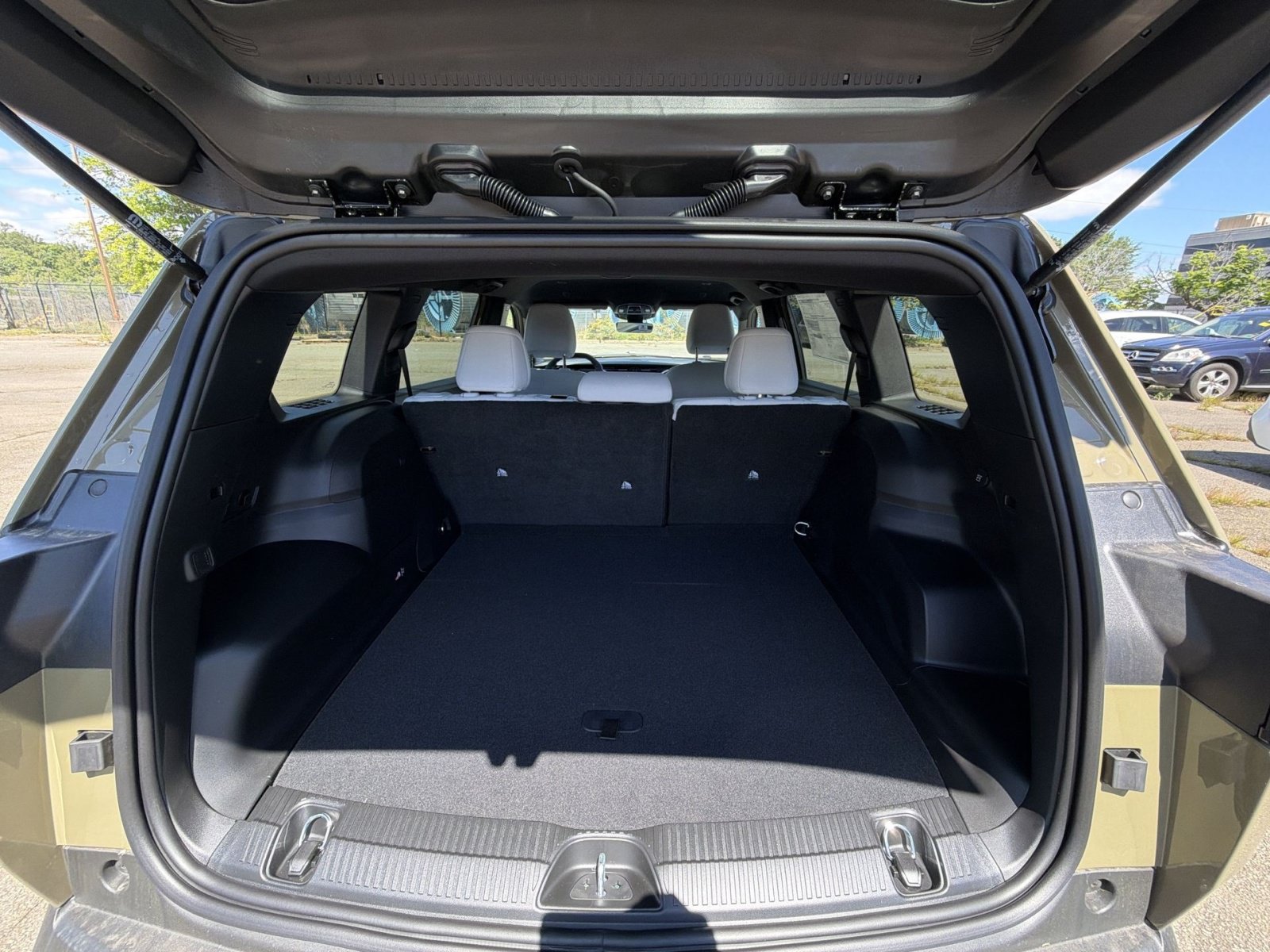 New 2026 Jeep Cherokee Laredo AWD/4WD image 22