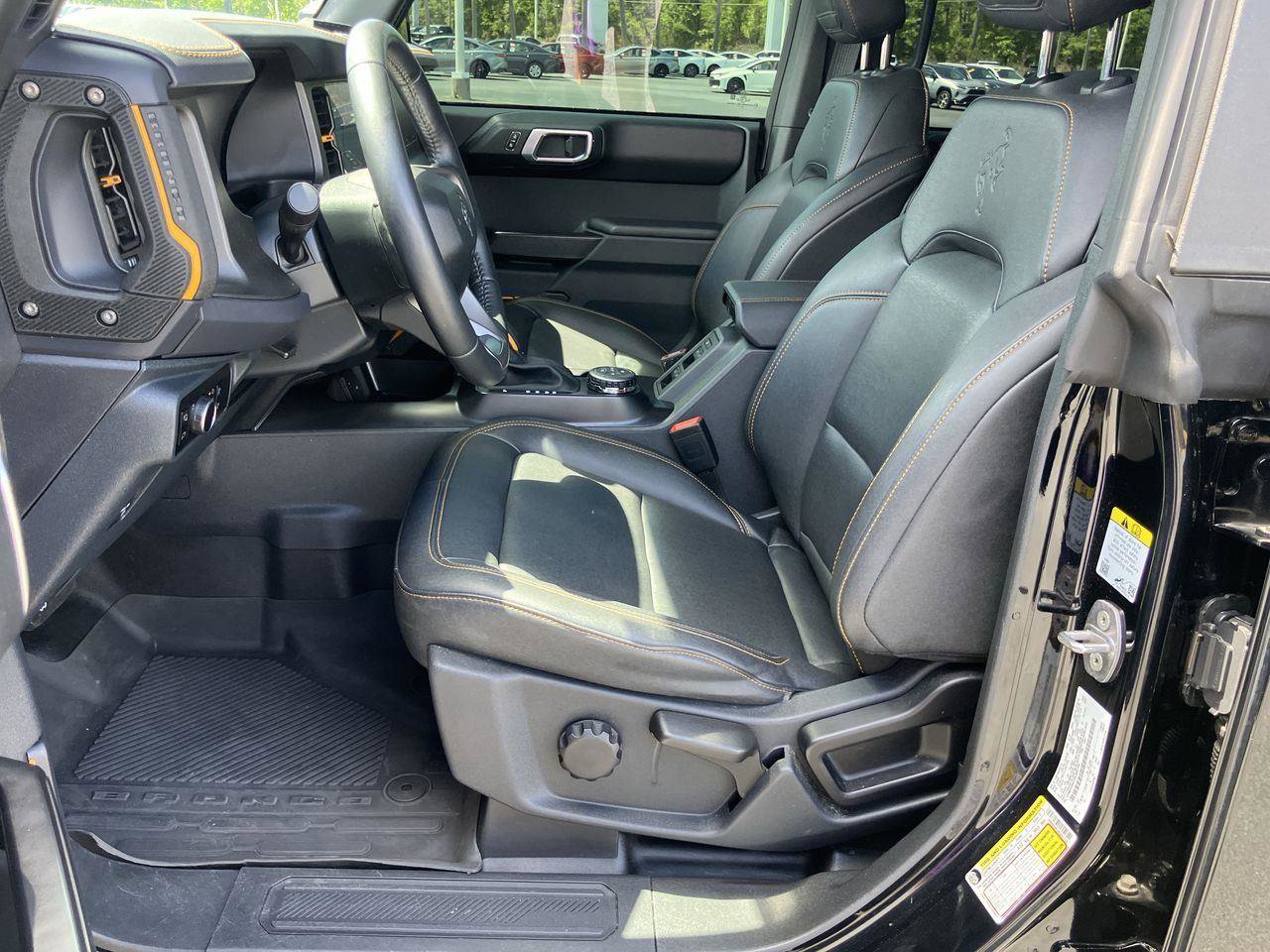 Used 2024 Ford Bronco Badlands image 14