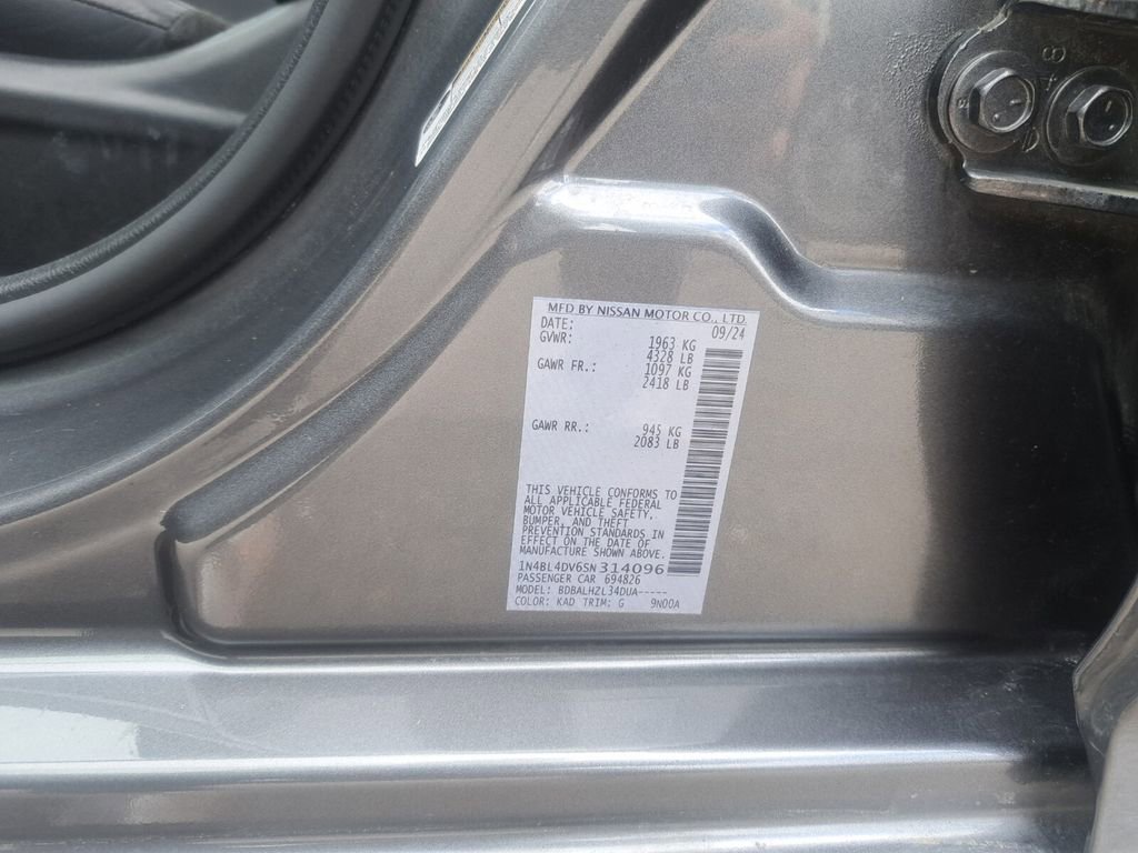 Used 2025 Nissan Altima 2.5 SV image 28