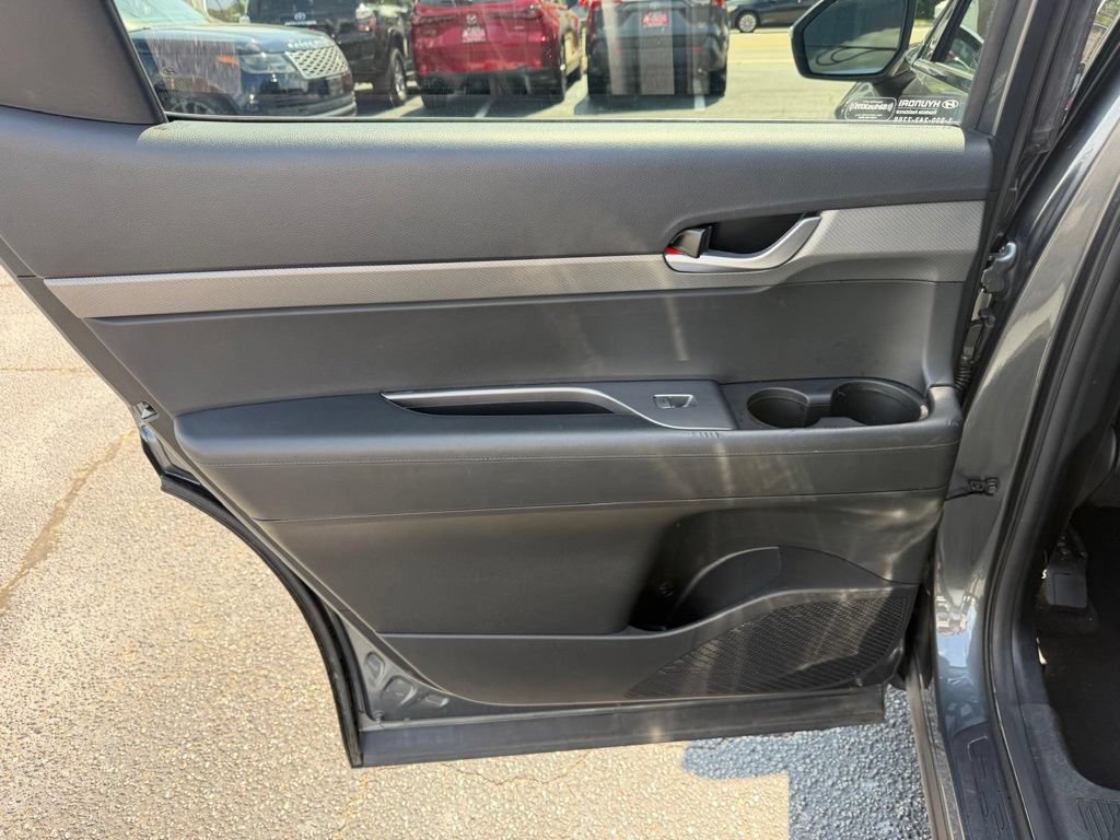 Used 2024 Hyundai Palisade SEL FWD image 17