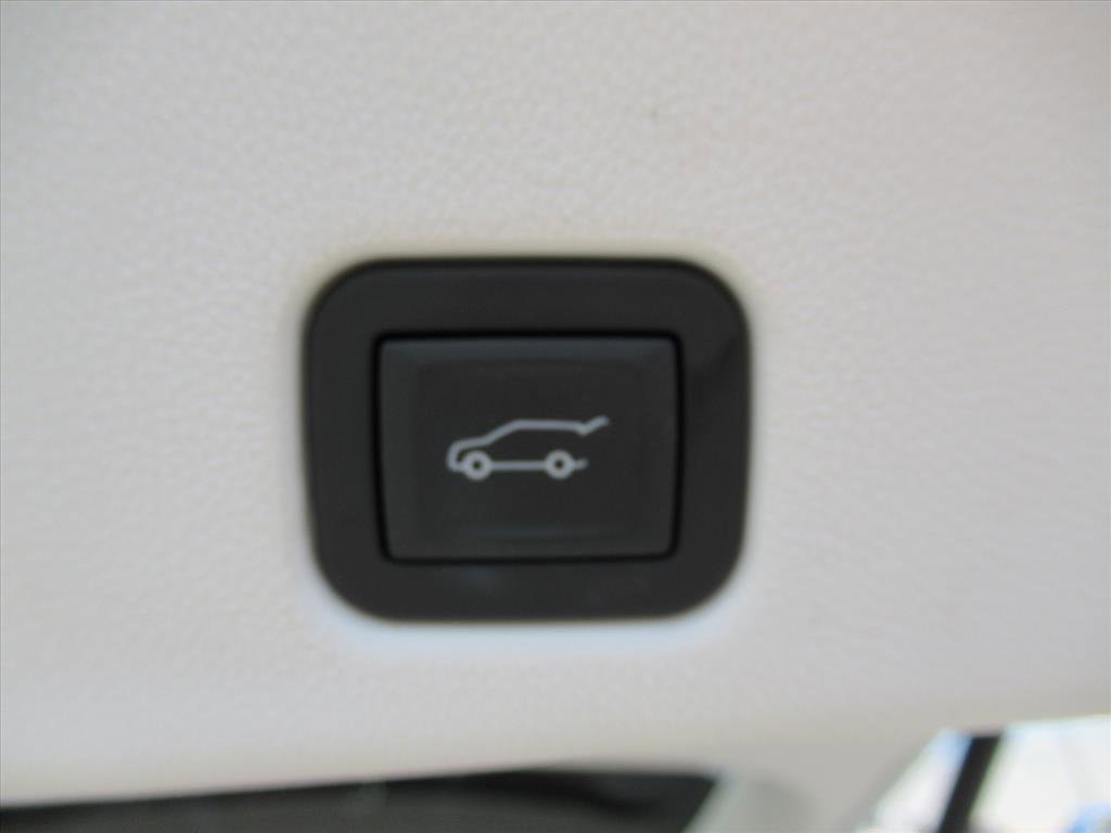 Used 2025 GMC Acadia Denali w/ Super Cruise Package image 35