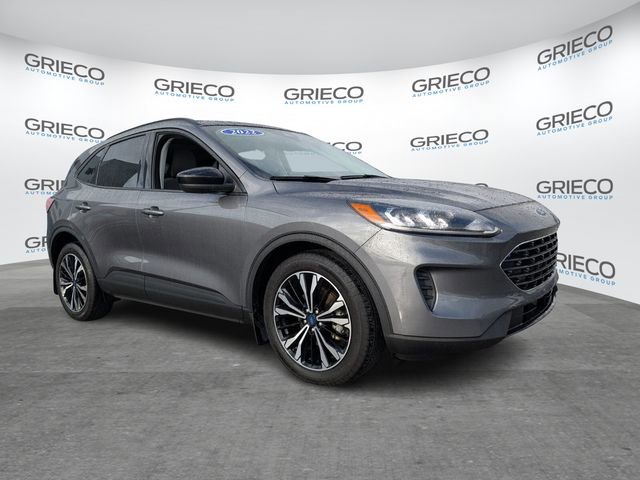 Certified 2021 Ford Escape SE w/ SE Sport Appearance Package image 1