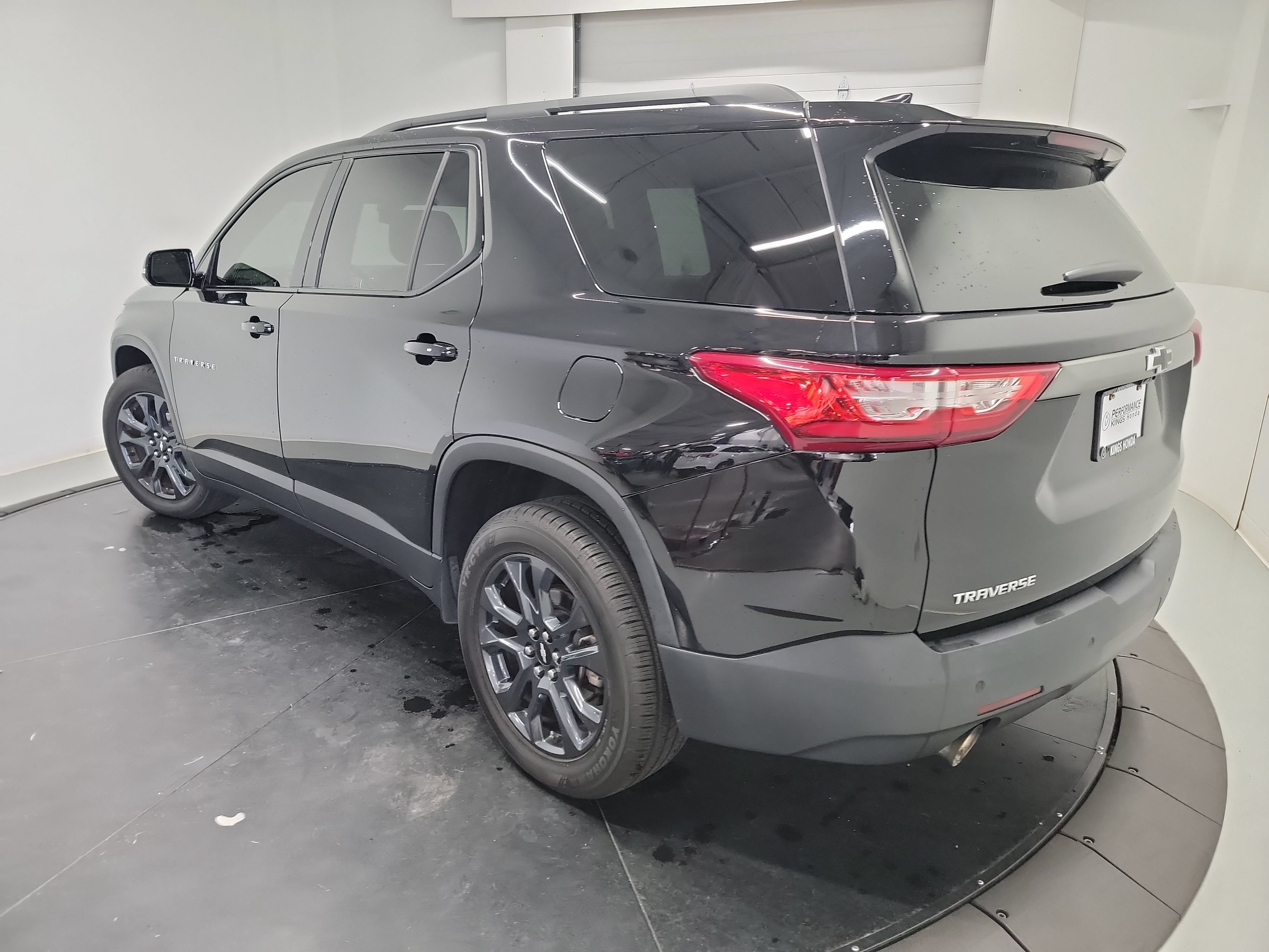 Used 2020 Chevrolet Traverse RS FWD image 6