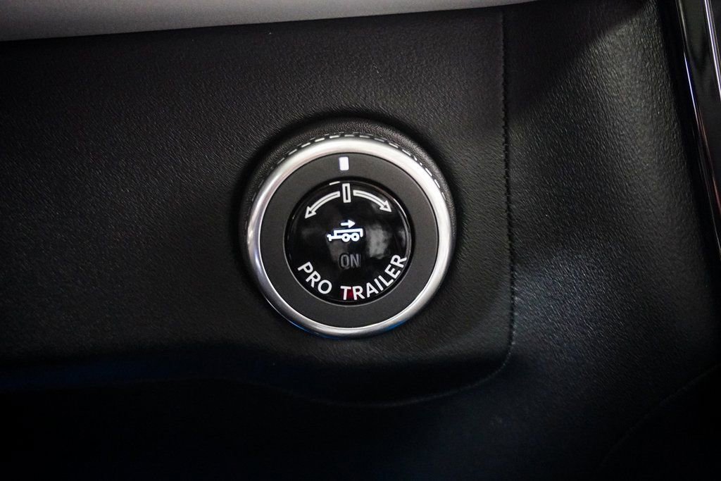 Used 2025 Lincoln Navigator L Reserve image 28