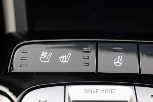 Used 2023 Hyundai Tucson Limited AWD/4WD image 16