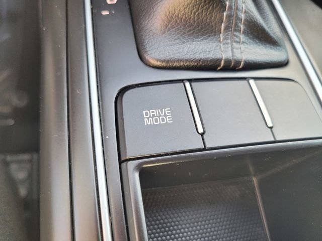 Used 2019 Kia Sorento FWD image 25