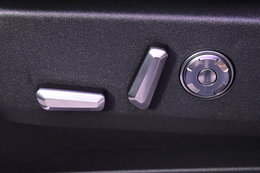 New 2026 Lincoln Navigator L Reserve w/ Jet Appearance Package image 14