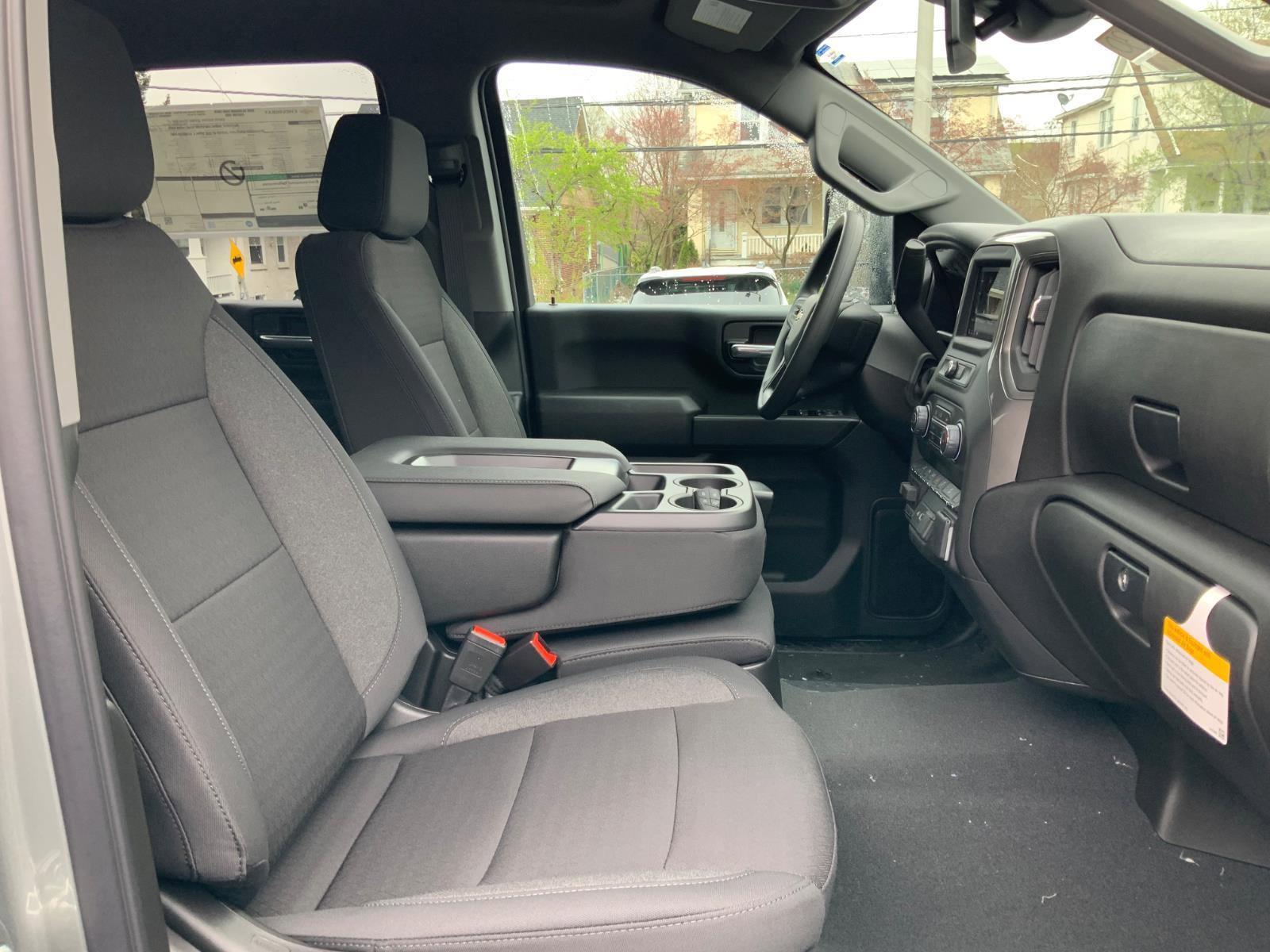 New 2026 Chevrolet Silverado 2500 Custom w/ Custom Value Package AWD/4WD image 13