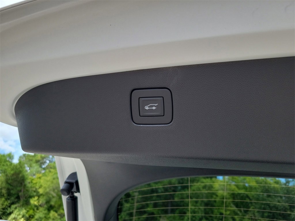 New 2025 Buick Envista Avenir image 7