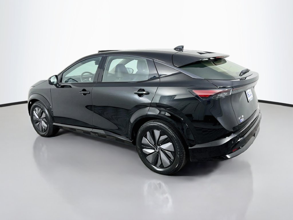 Used 2024 Nissan Ariya AWD image 5
