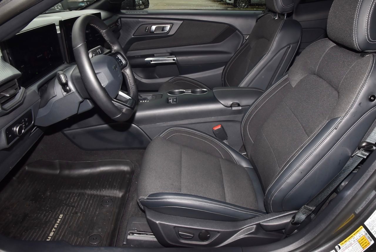 Certified 2024 Ford Mustang Coupe RWD image 14