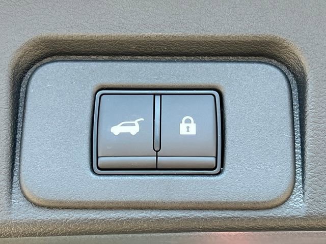 New 2026 Nissan Rogue SV image 34