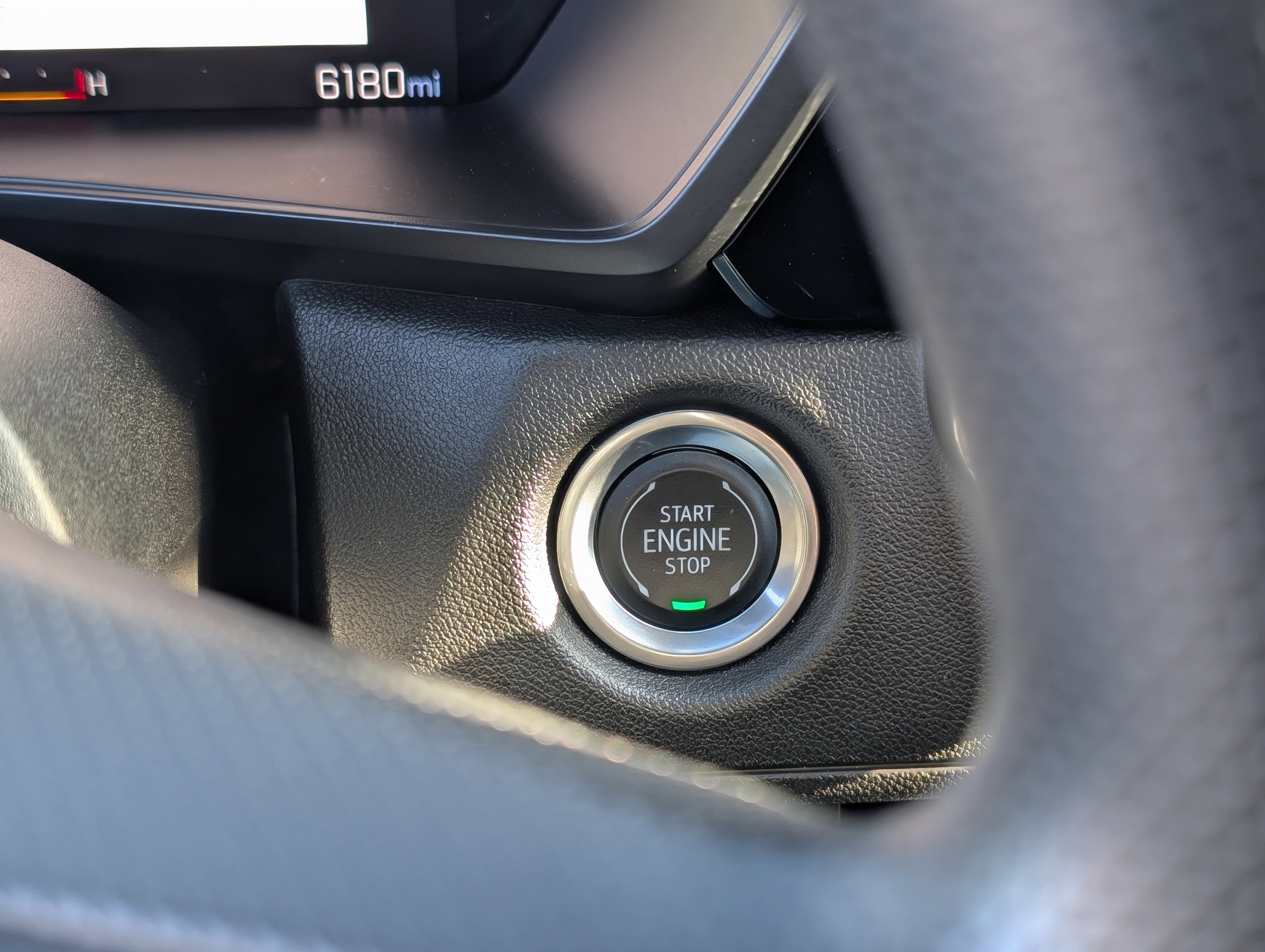 Used 2024 Chevrolet Colorado Trail Boss w/ Advanced Trailering Package image 19