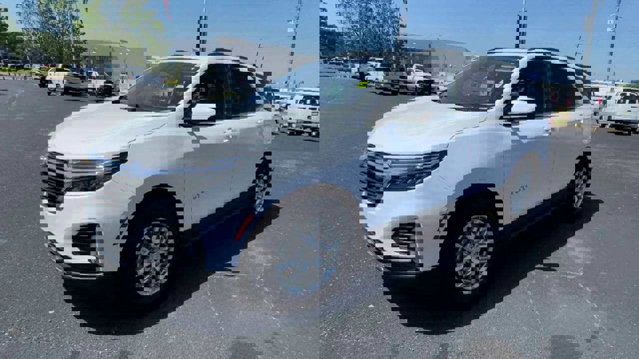 Used 2024 Chevrolet Equinox LT image 4