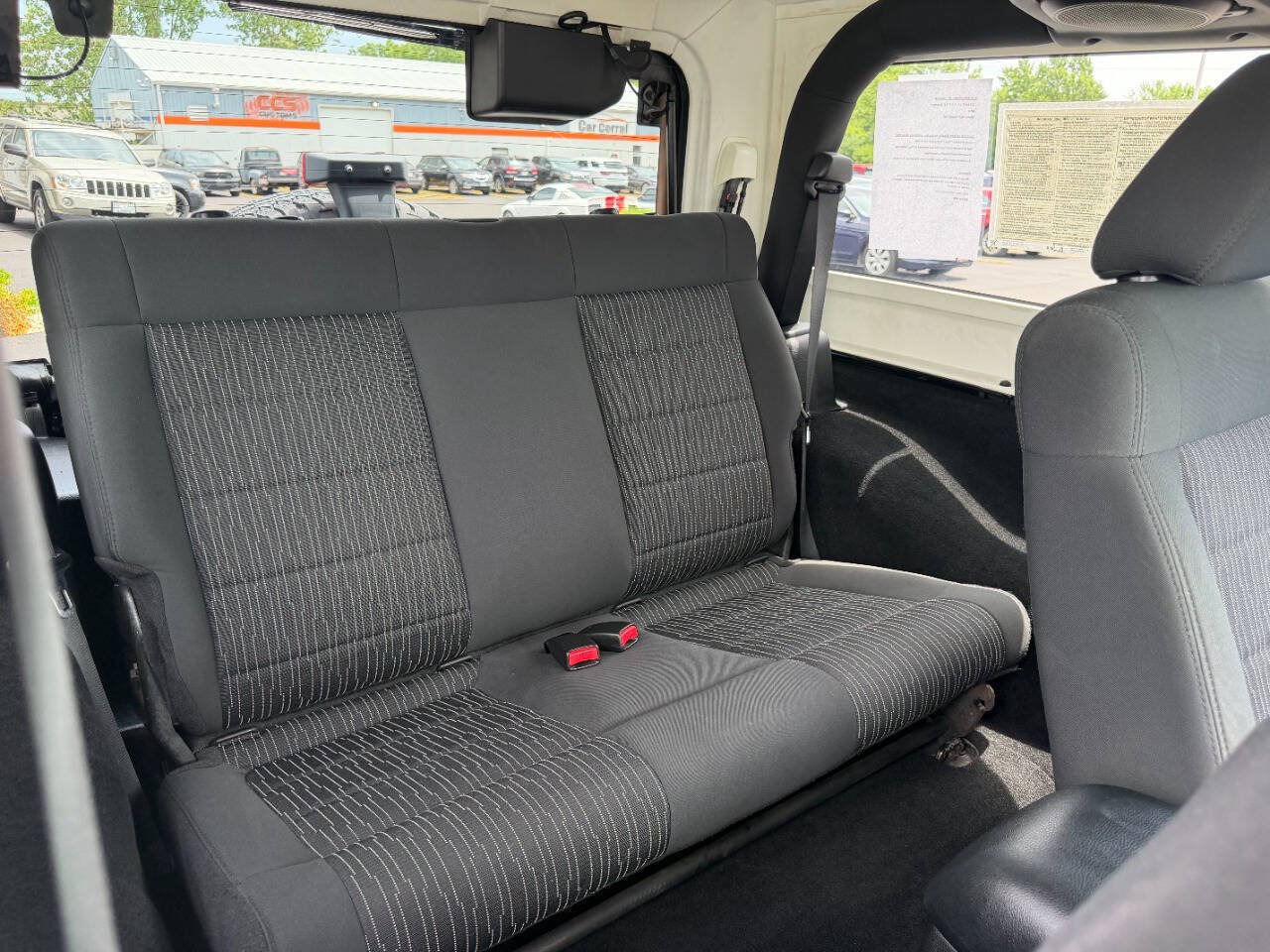 Used 2012 Jeep Wrangler Sahara AWD/4WD image 13