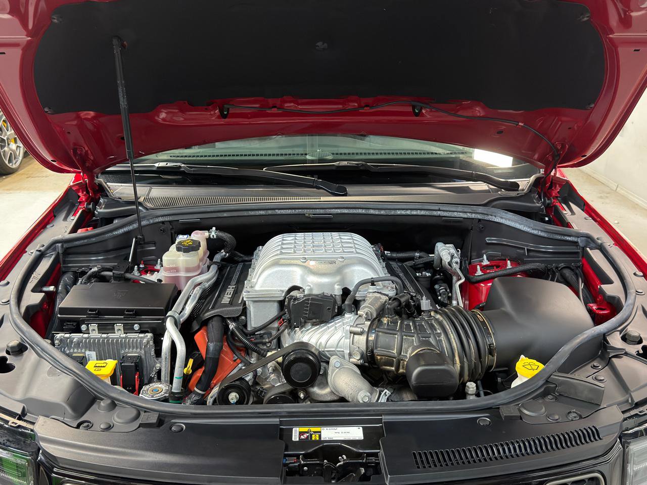 Used 2018 Jeep Grand Cherokee Trackhawk AWD/4WD image 26