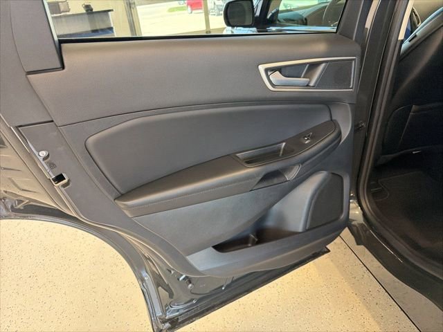 Used 2023 Ford Edge SEL w/ Convenience Package AWD/4WD image 39