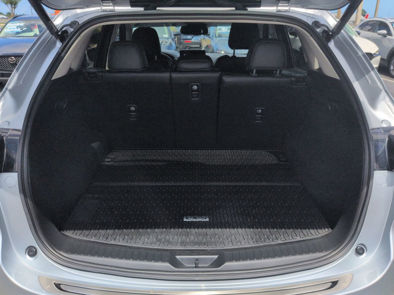 Used 2023 MAZDA CX-5 AWD 2.5 S w/ Premium Package image 13
