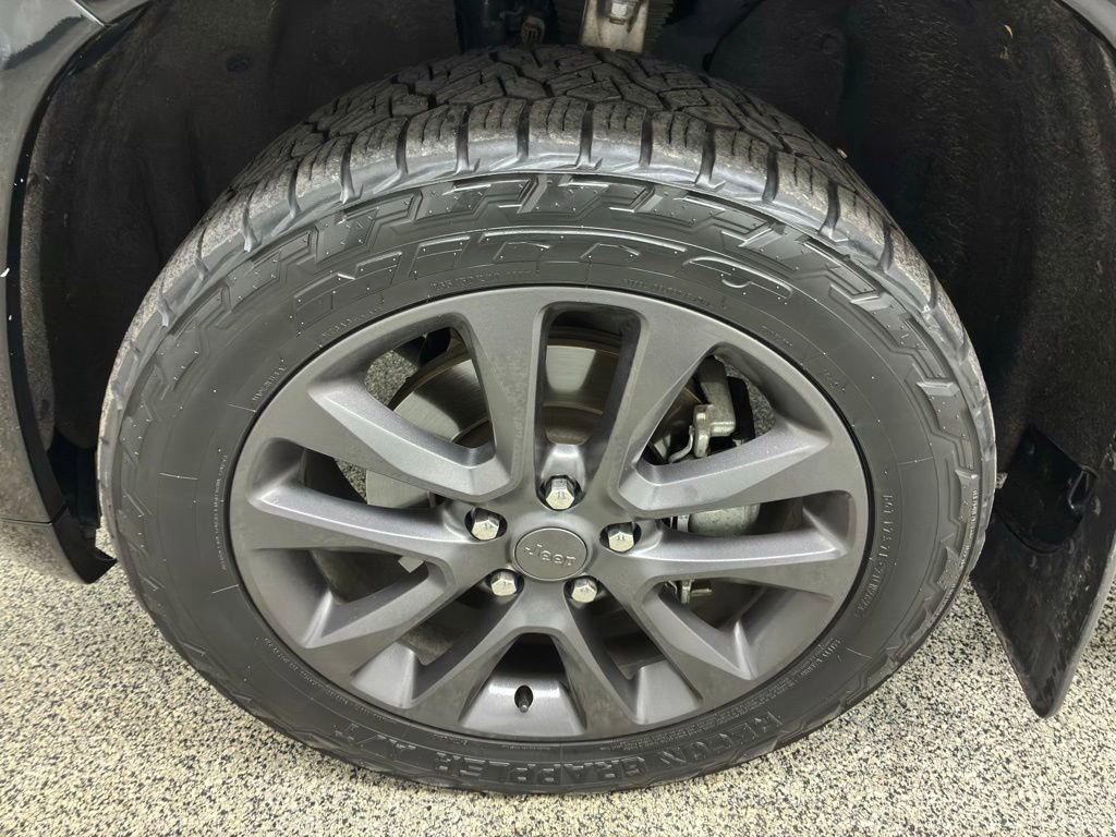 Used 2018 Jeep Grand Cherokee High Altitude image 13