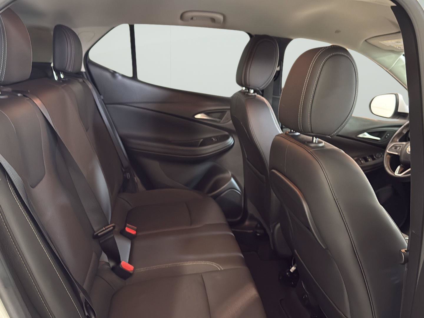 Used 2023 Buick Encore GX Preferred w/ Cold Weather Comfort Package FWD image 19