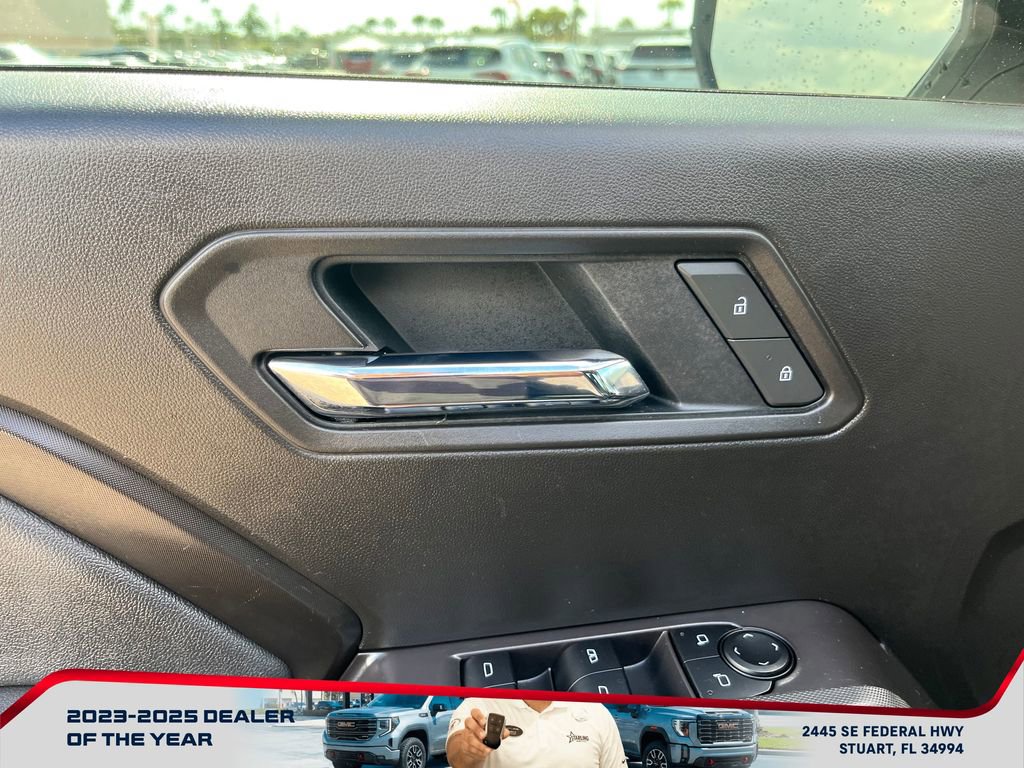 Used 2025 GMC Canyon Elevation image 22
