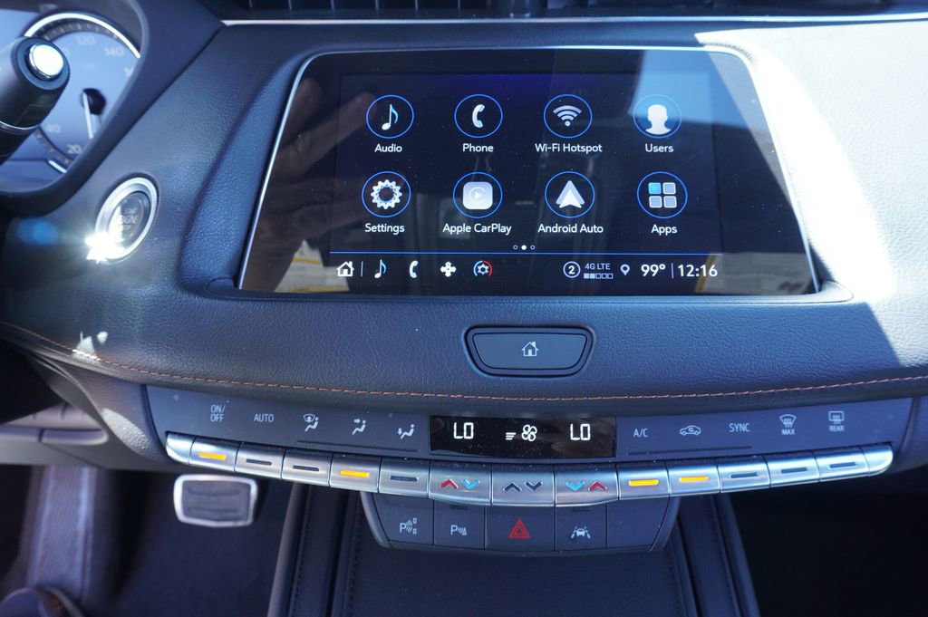 Used 2022 Cadillac XT4 Sport w/ Enhanced Visibility Package image 19