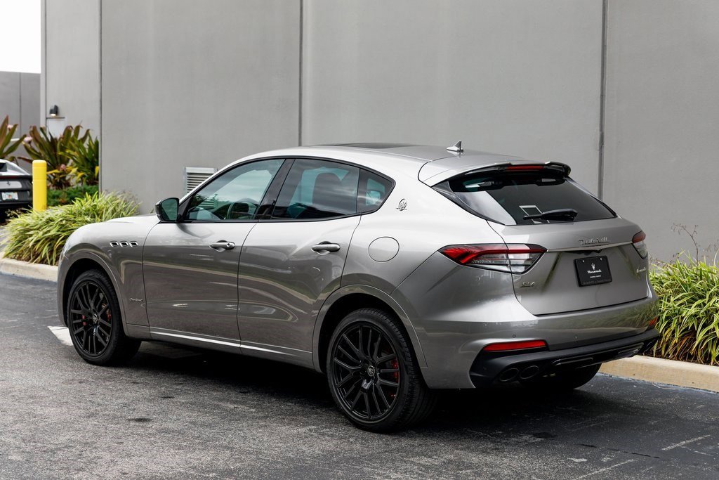 Used 2021 Maserati Levante S GranSport image 3