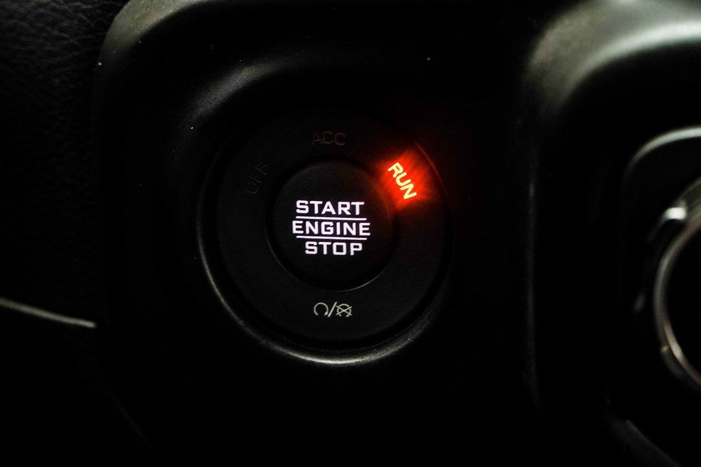 Used 2022 Jeep Wrangler Unlimited Rubicon AWD/4WD image 28
