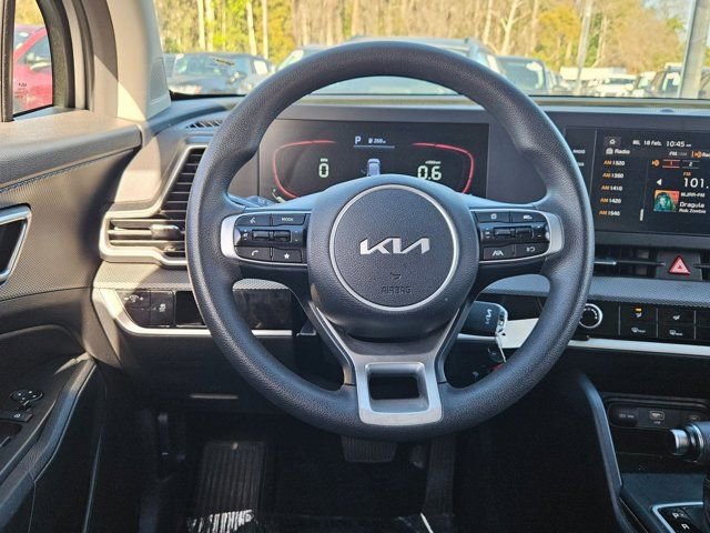 Used 2024 Kia Sportage LX image 22