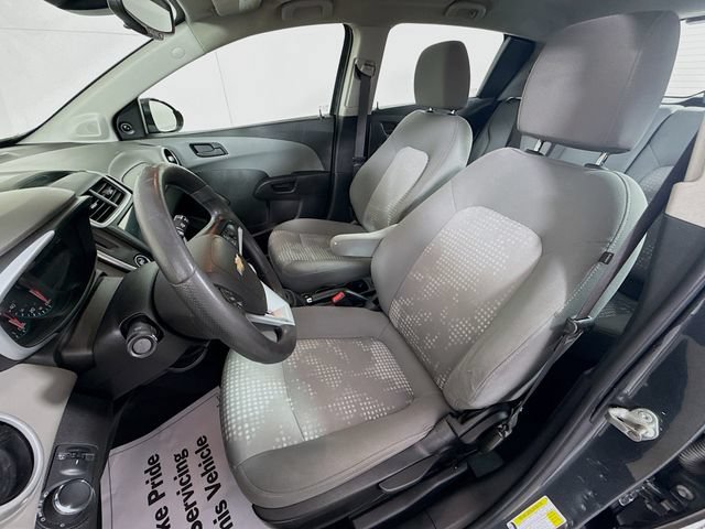 Used 2019 Chevrolet Sonic LT FWD image 21