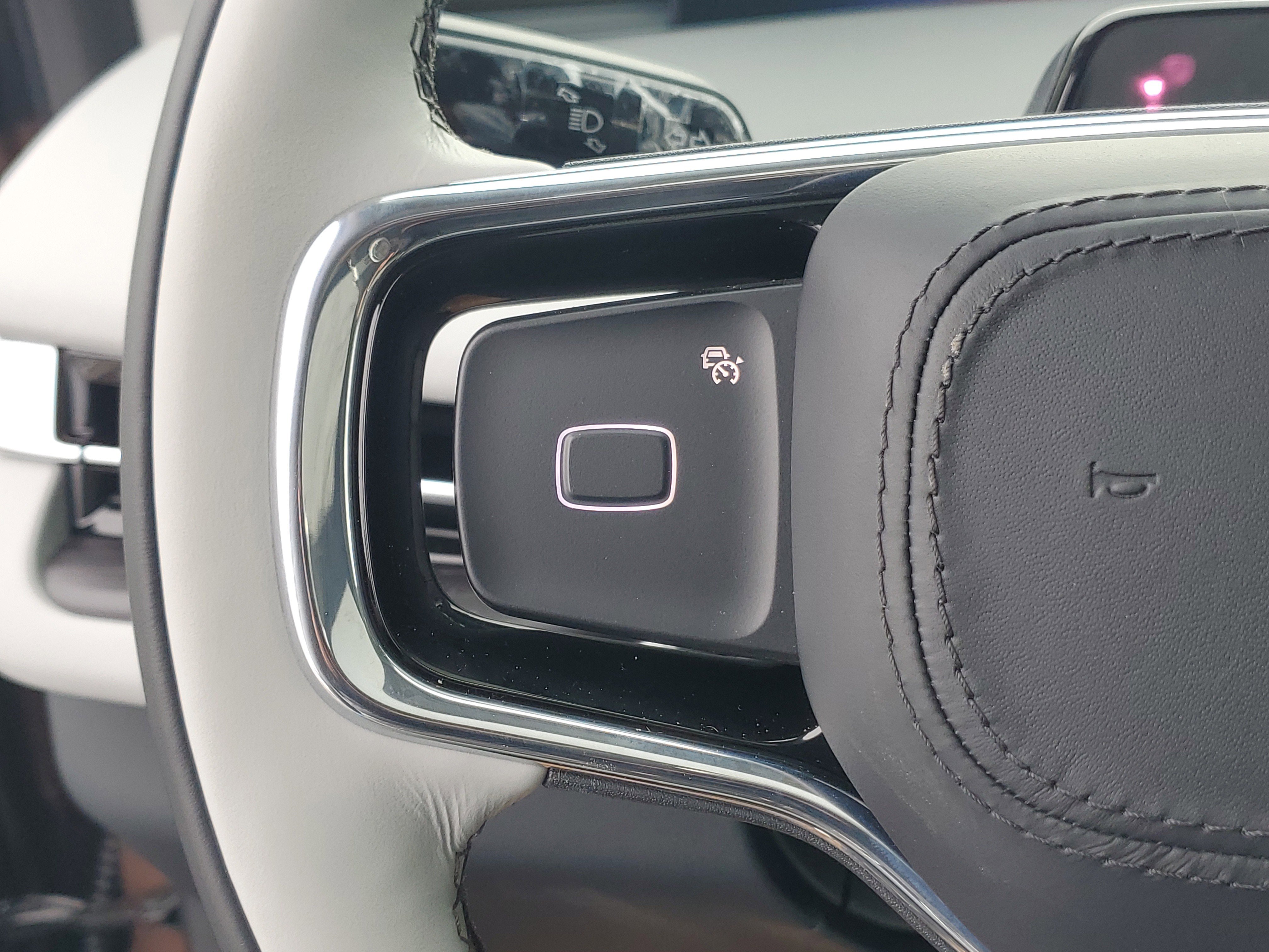 New 2026 Lincoln Navigator L Black Label image 17