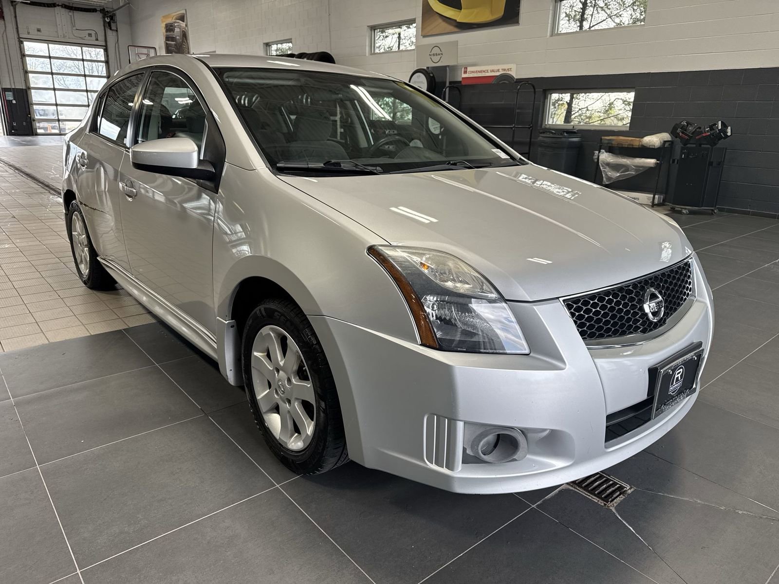 Used 2011 Nissan Sentra 2.0 SR FWD image 9